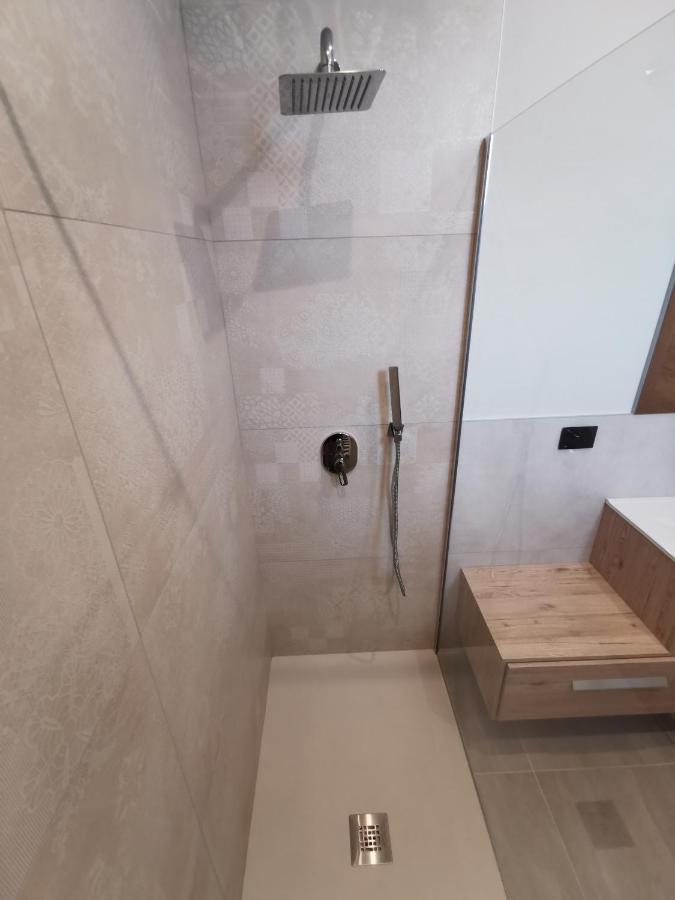 La Torretta Apartment โดรเนโร ภายนอก รูปภาพ